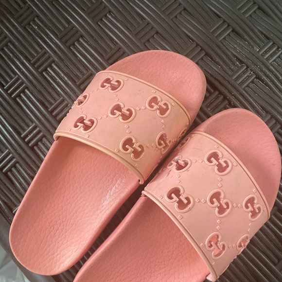 Women’s size 5 pink Gucci slides - Picture 4 of 5